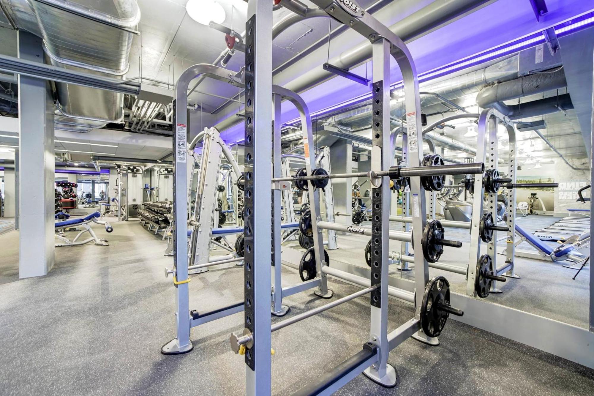 Fantastic 2 Bedroom Apartment With Gym At Арлингтън Екстериор снимка